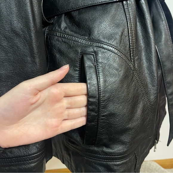 Wilson leather collared belted leather jacket with removable inside - Picture 12 of 15